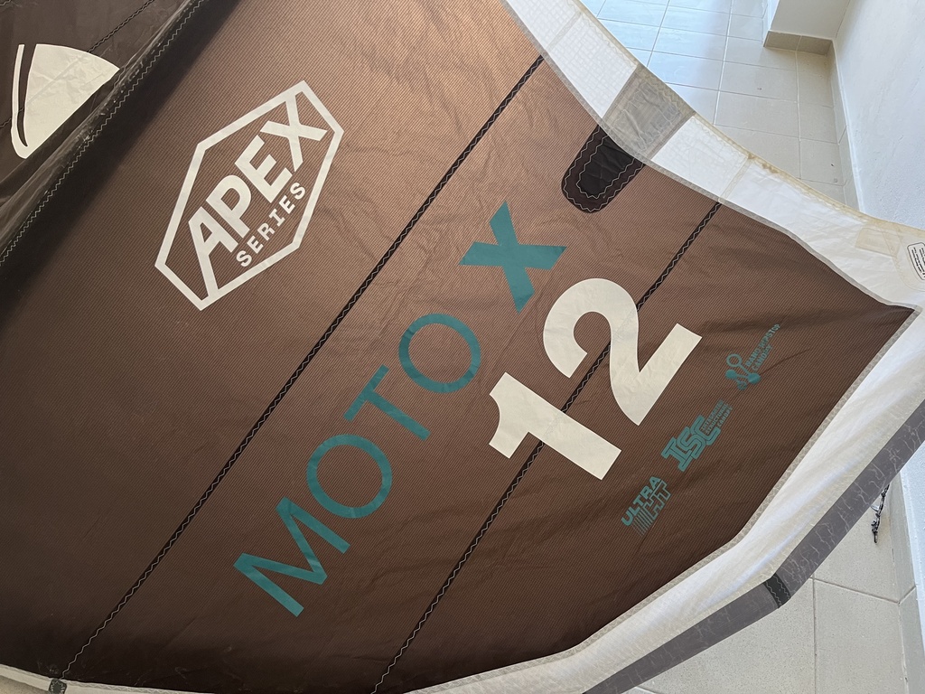 MOTO X APEX 2024 C4 BLACK/PETROL/WHITE 12m (used) (40)