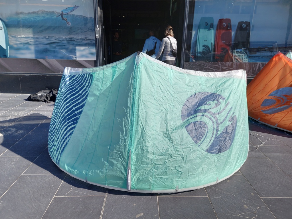 MOTO 2022 TURQUOISE/CYAN 5m (used)